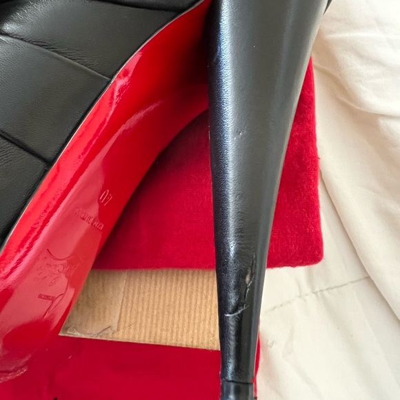 *SOLD*Christian Louboutin Drapicone Leather Heels 👠 - Picture 13 of 13